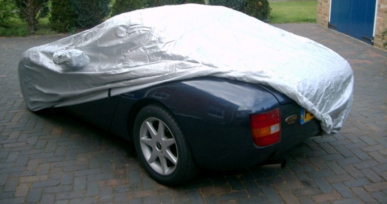 تعرف الى أنواع أغطية السيارات.. لحماية مضمونة من الأمطار